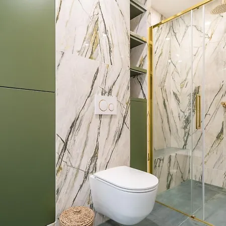 Luxumbra With Terrace And Free Parking Apartmán *