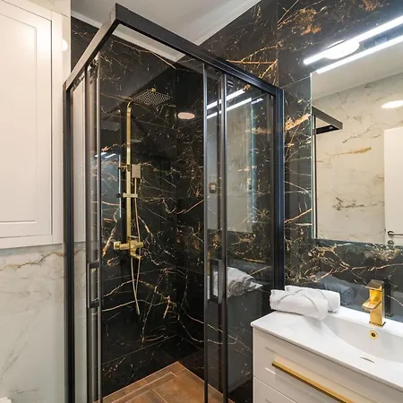 Luxumbra With Terrace And Free Parking Dubrovník