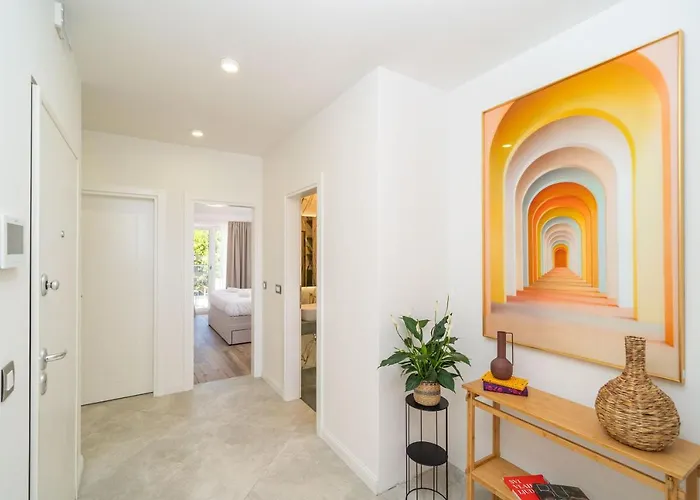 Luxumbra With Terrace And Free Parking Apartment