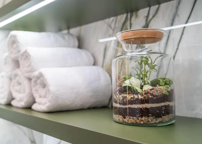 Apartment Luxumbra With Terrace And Free Parking *