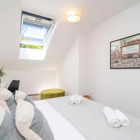 Luxumbra With Terrace And Free Parking *