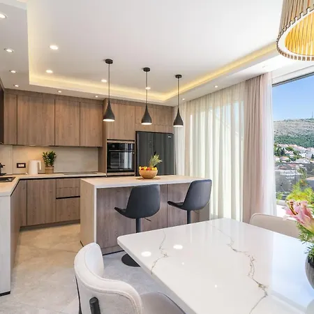 Luxumbra With Terrace And Free Parking * Dubrovnik