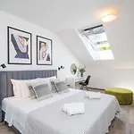 Luxumbra With Terrace And Free Parking Apartment *