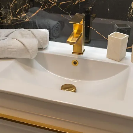 Apartamento Luxumbra With Terrace And Free Parking *