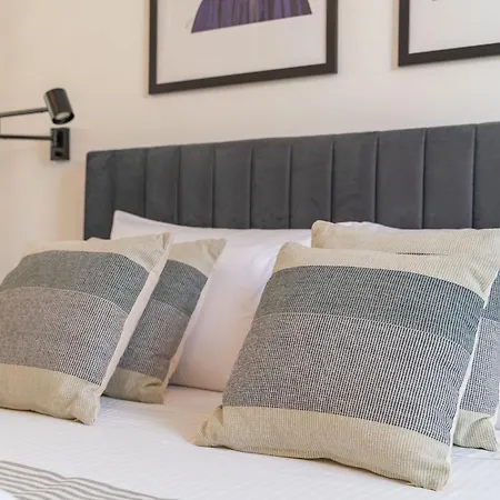 Apartamento Luxumbra With Terrace And Free Parking *